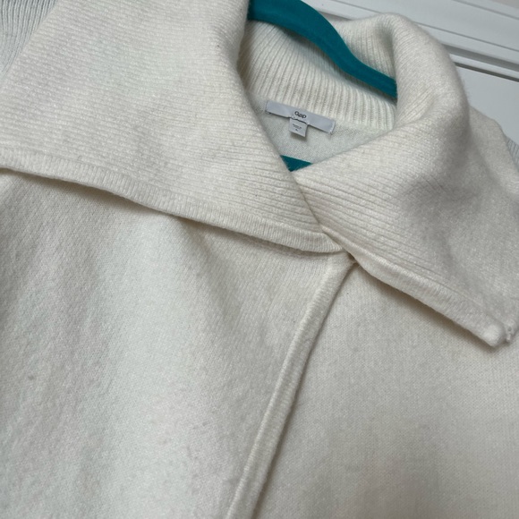 GAP Rabbit Hair sweater - Picture 2 of 6